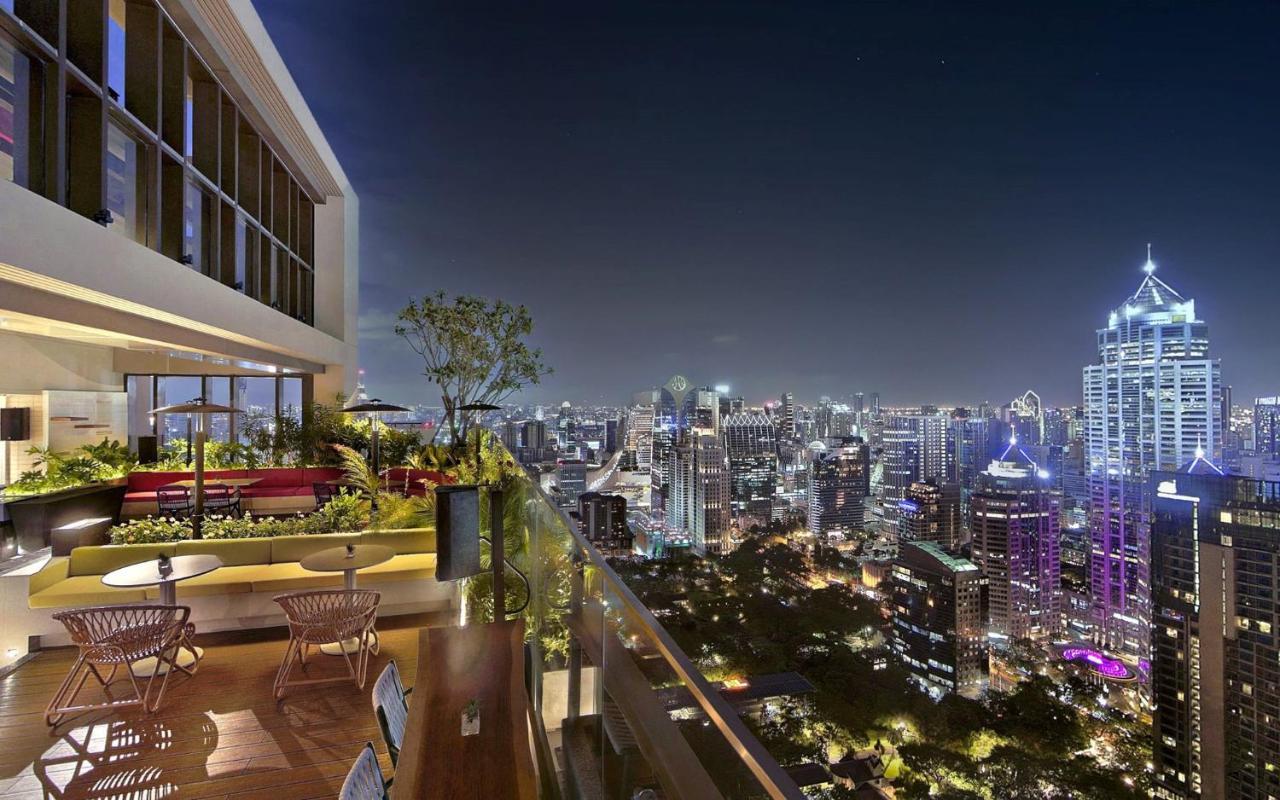 Hotel Kimpton Maa-Lai Bangkok By Ihg Exterior foto View from the rooftop