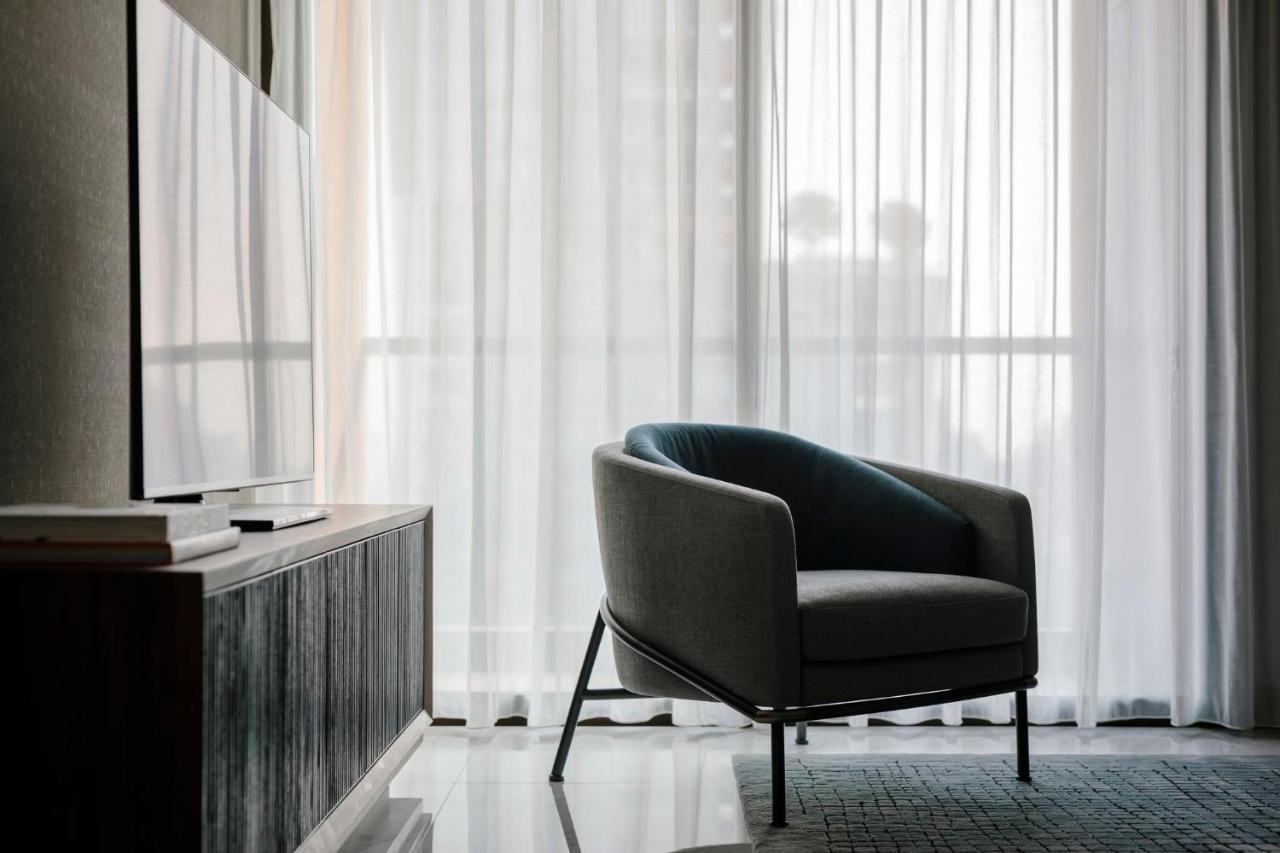Hotel Kimpton Maa-Lai Bangkok By Ihg Exterior foto The Club Lounge at the Ritz-Carlton, Melbourne